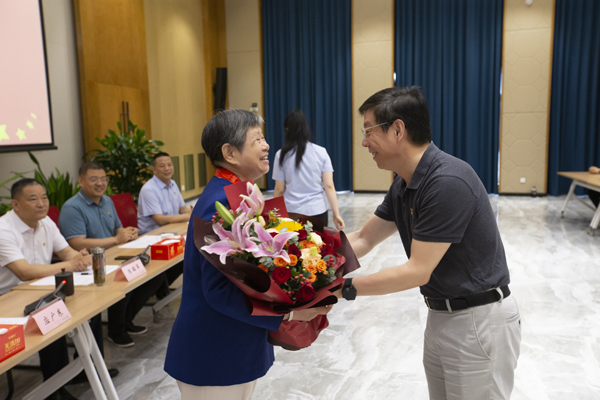 欧陆娱乐纸业 | 日出东方 欧陆娱乐绚烂_欧陆娱乐纸业